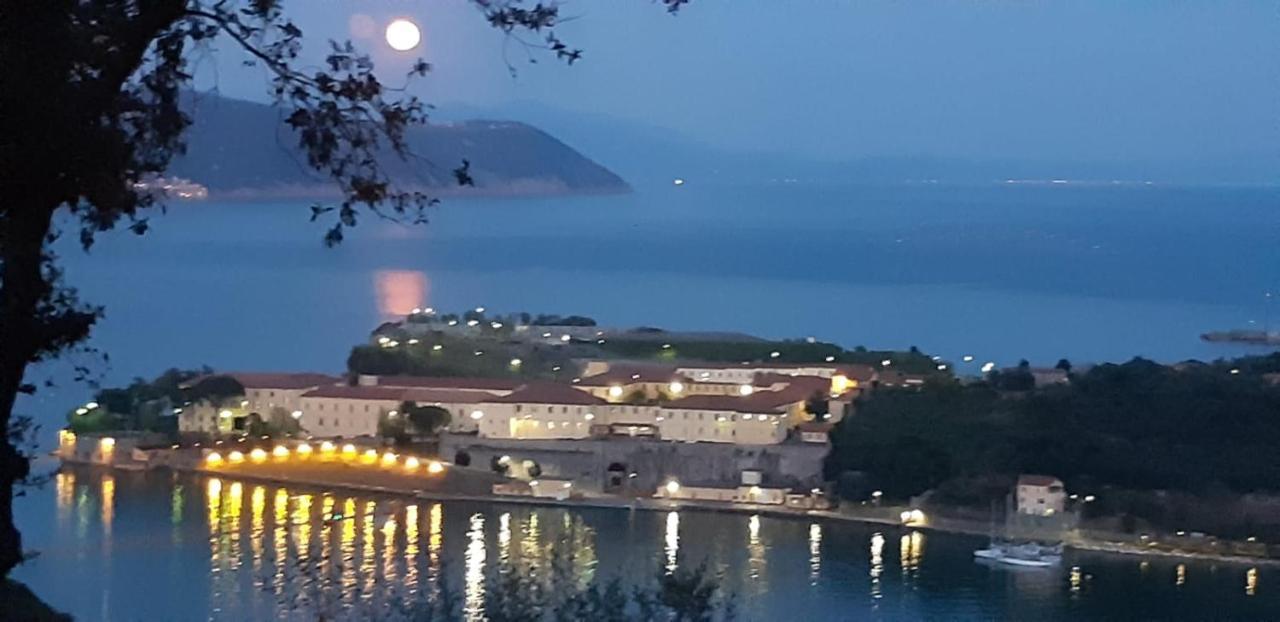 Casa Vacanze Luna Porto Venere Exterior foto